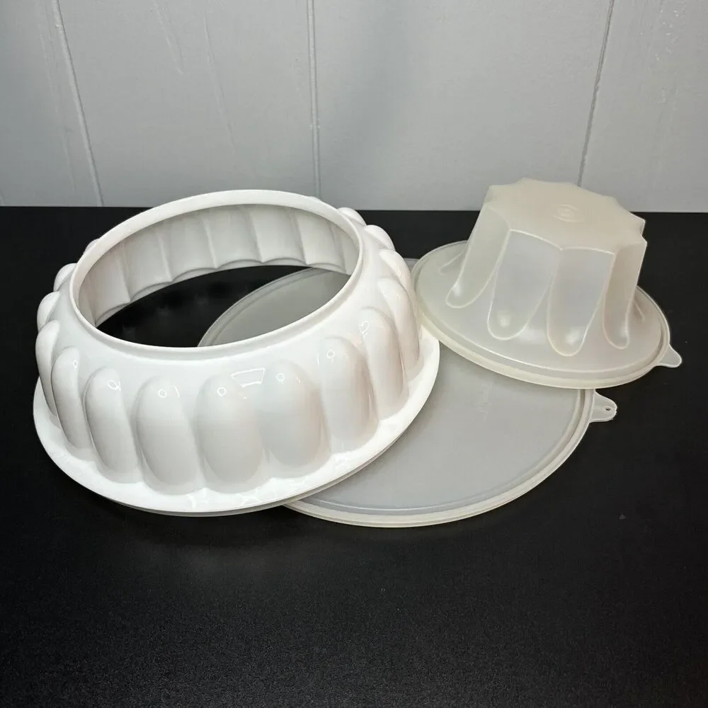 Tupperware 3 Piece White Jello Ring Gelatin Mold W/Lid #1201 1202 & 1203